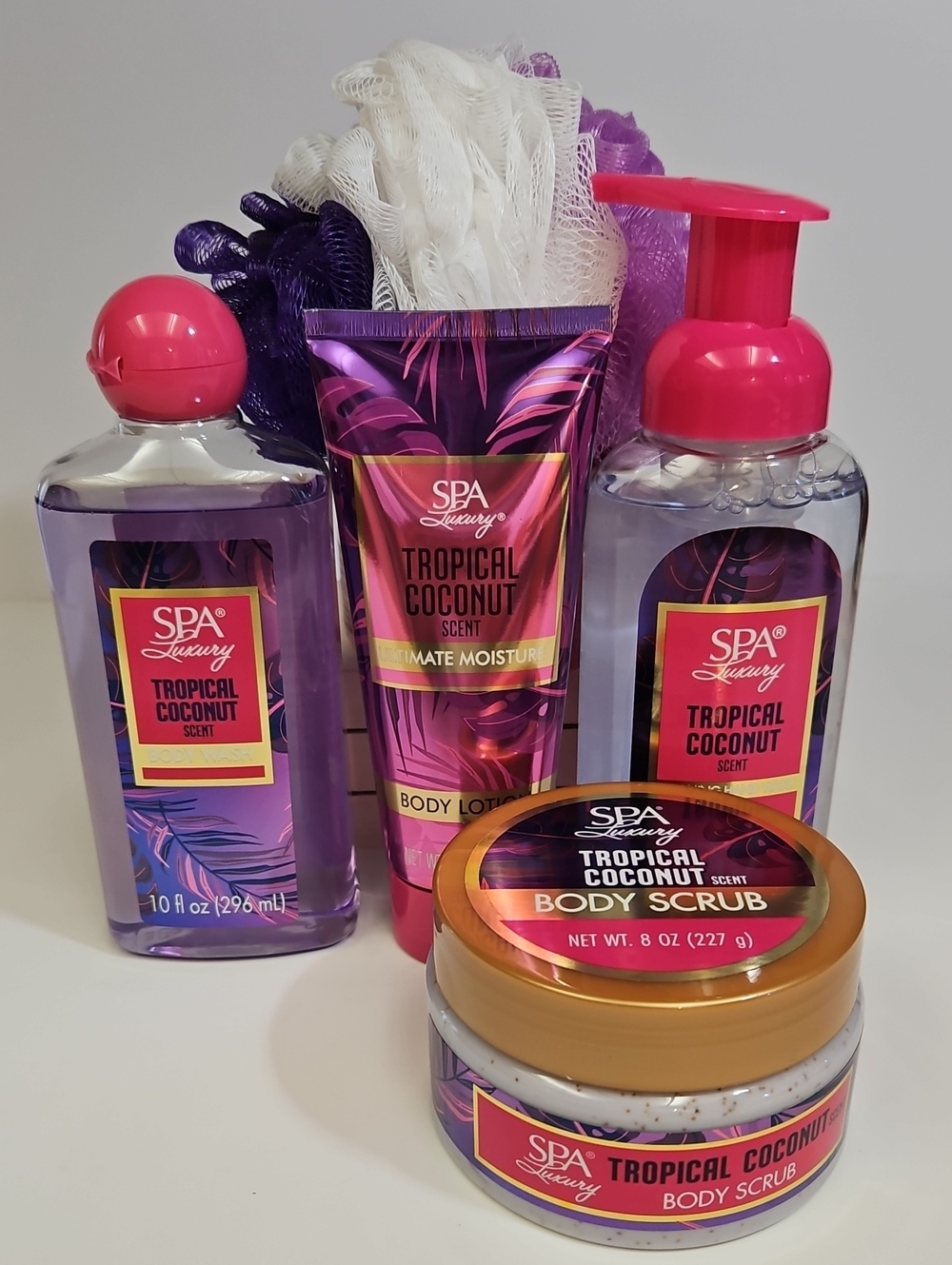 SPA LUXURY BATH & BODY COLLECTION TROPICAL COCONUT SCENT 5-PIECE GIFT SET